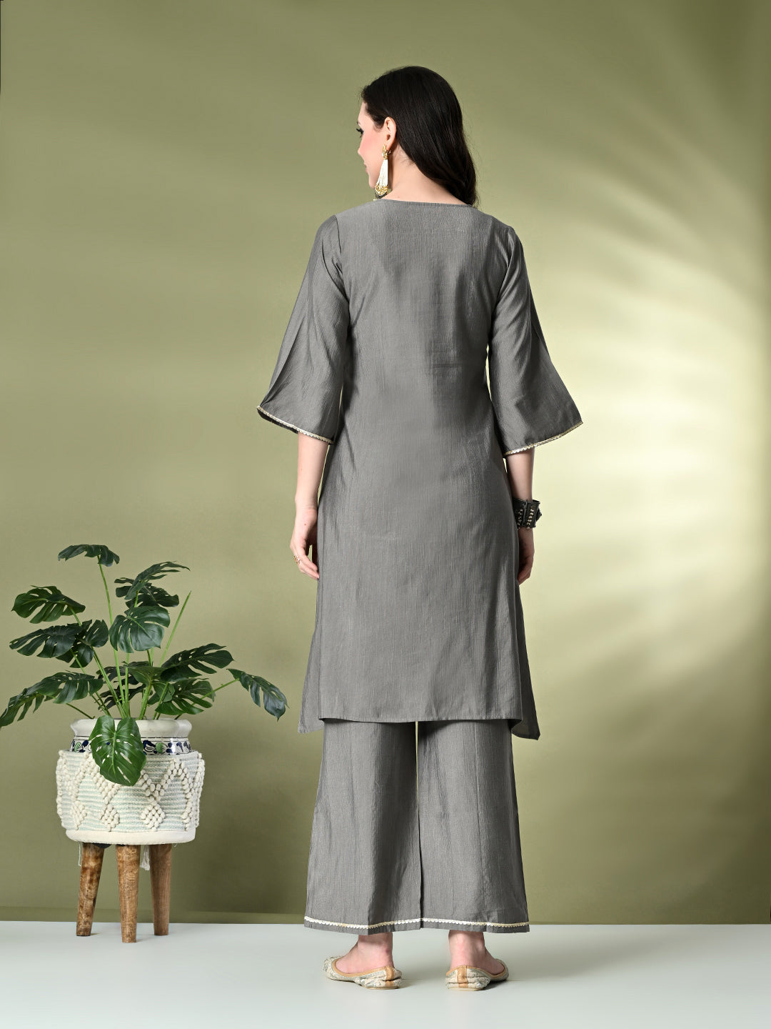 Myshka Women's Embroidered Keyhole Neck Bell Sleeves Kurta & Palazzos Sets in Grey Color