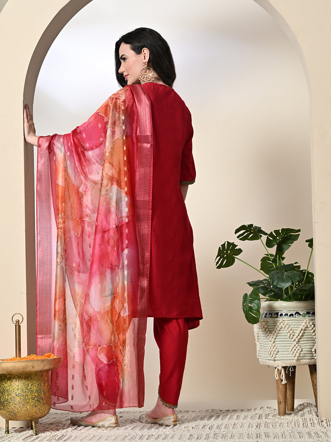 Myshka Women's Solid V-Neck Bell Sleeves Kurta & Dhoti Pants With Printed Dupatta Sets in Red Color