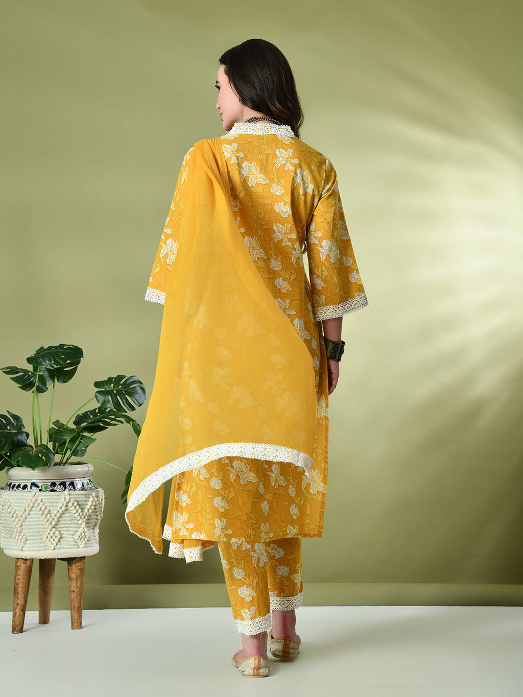 Myshka Women's Printed V-Neck Bell Sleeves Kurta & Trousers With Dupatta Sets in Yellow Color