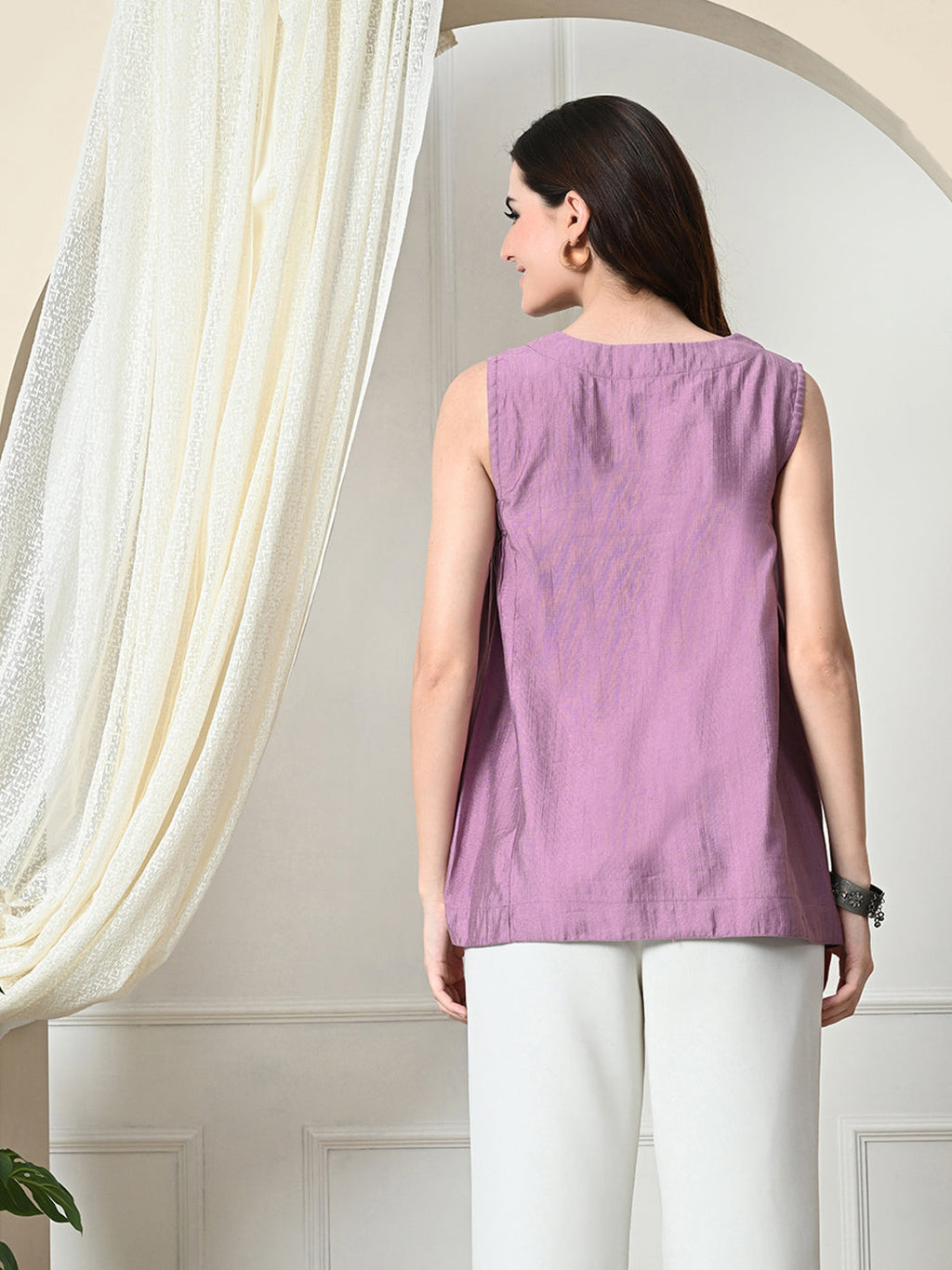 Myshka Women's Solid Embellished Sleeveless Casual Tops In Lavender Color