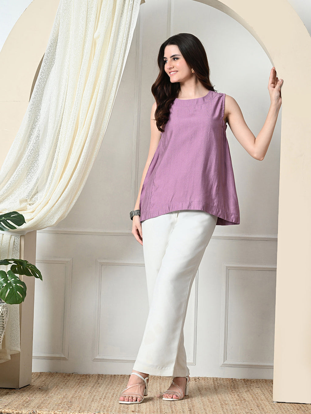 Myshka Women's Solid Embellished Sleeveless Casual Tops In Lavender Color