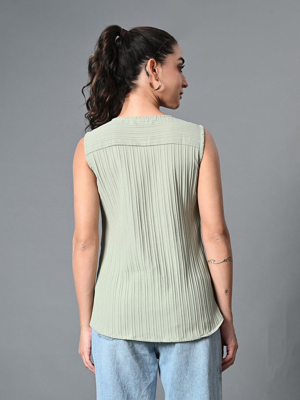 Myshka Women's Keyhole Neck Sleeveless Top in Olive Color - Distacart