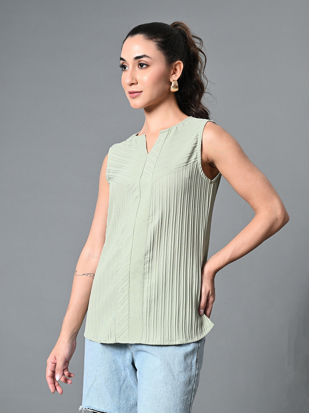 Myshka Women's Keyhole Neck Sleeveless Top in Olive Color - Distacart