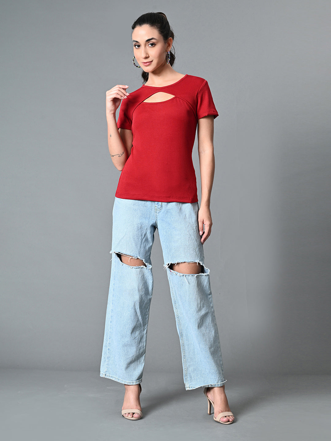 Myshka Women's Ribbed Round Neck Cut-out Short Sleeves Top in Maroon Color