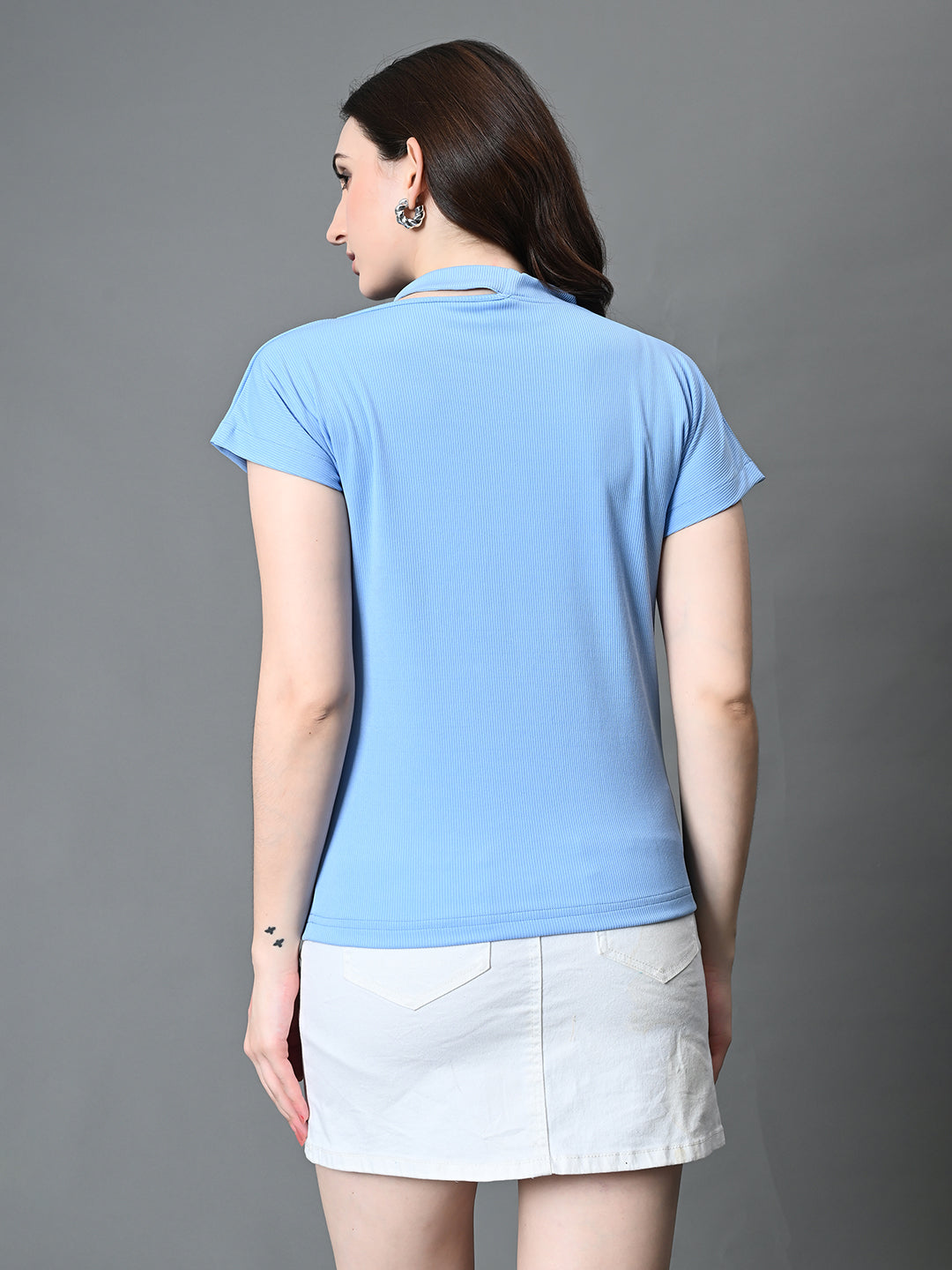 Myshka Women's Ribbed Choker Neck Cut-out Short Sleeves Top in Blue Color