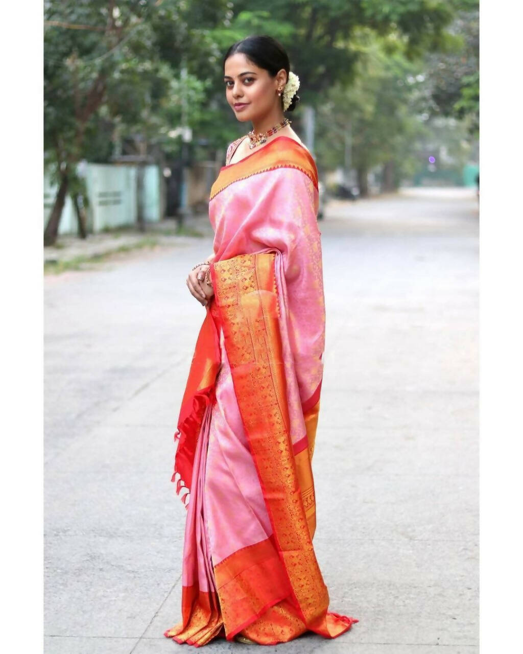 DEIANA'S Beautiful Designer Golden zari Soft Lichi Silk Saree - Peach