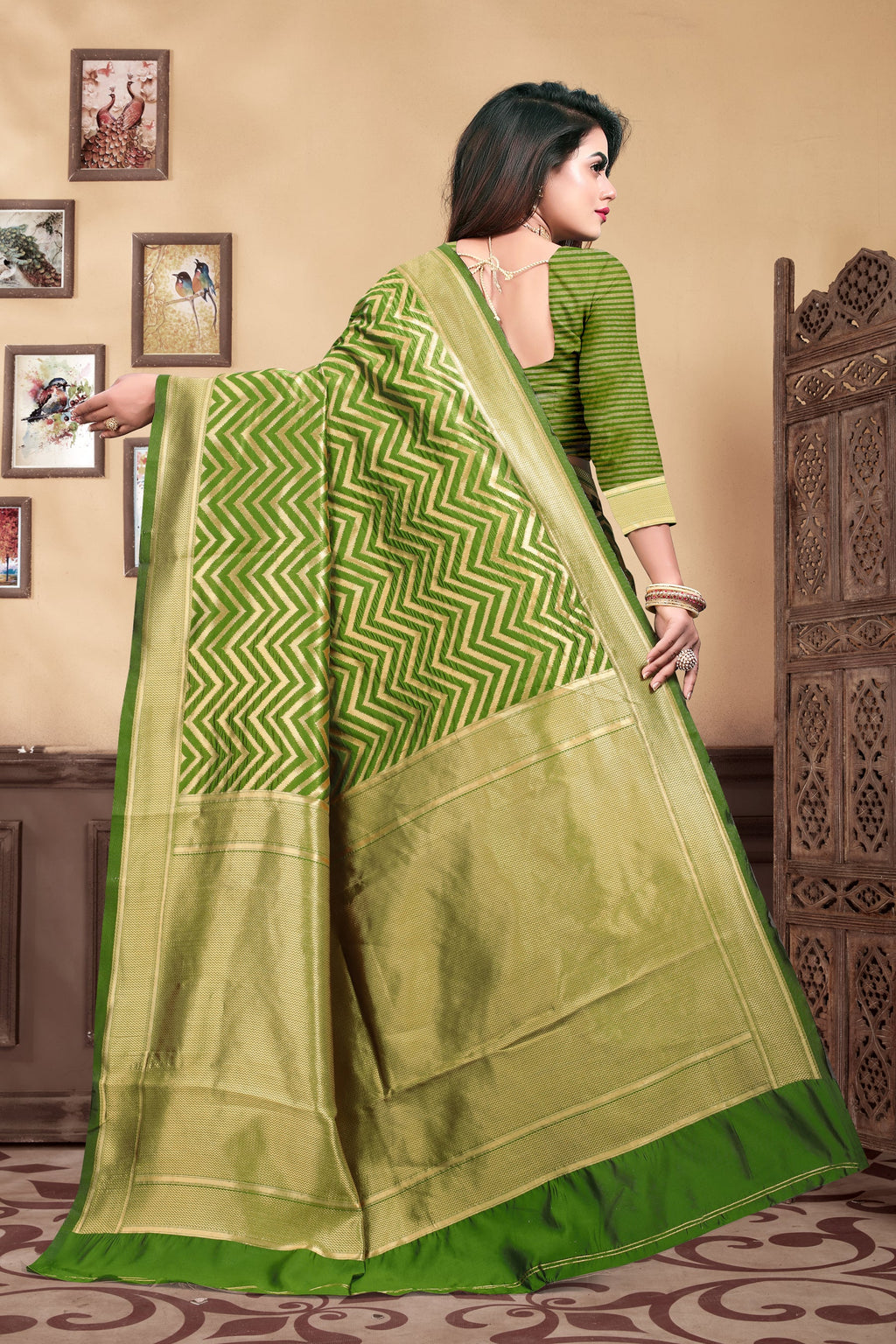 Vedant Vastram Litchi Silk Designer Banarasi Saree - Mehndi - Distacart