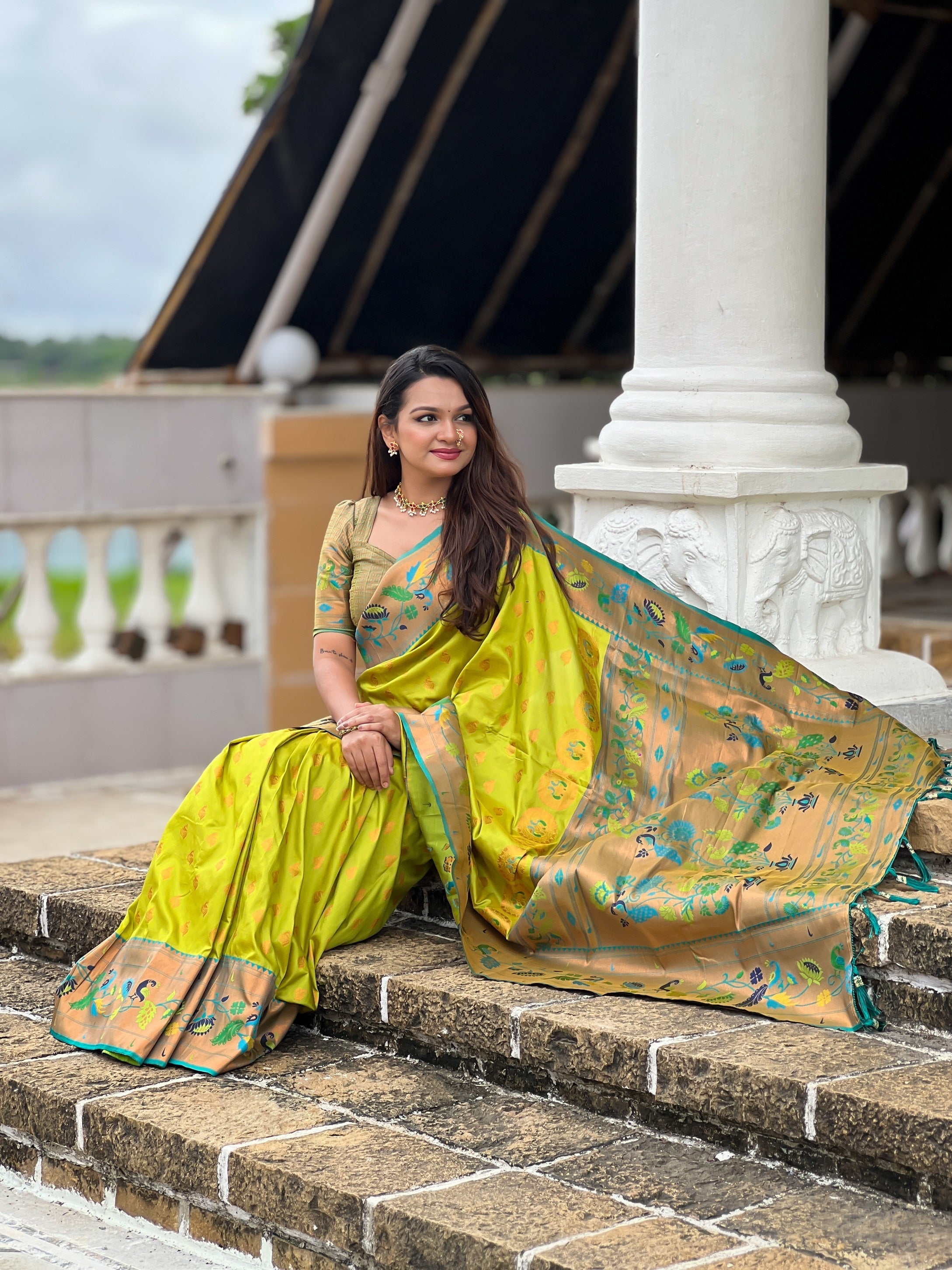 Vedant Vastram Soft Litchi Silk Paithani Jacquard Saree - Olive