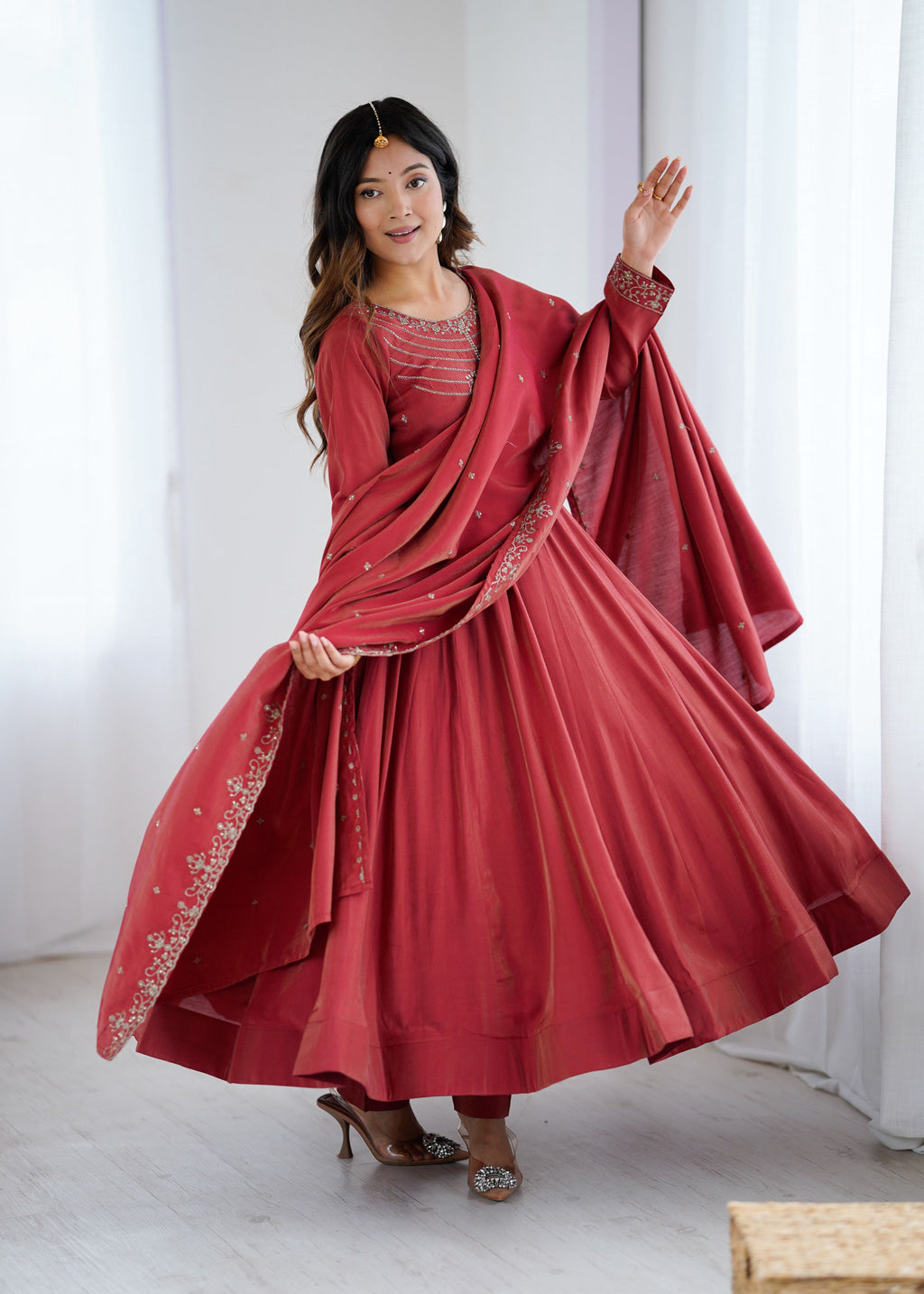 Lorenvalley Fashion Maroon Roman Shimmer Chanderi Silk Yoke Fancy Handwork Beads Work Anarkali Kurta Pant With Dupatta Set - Distacart