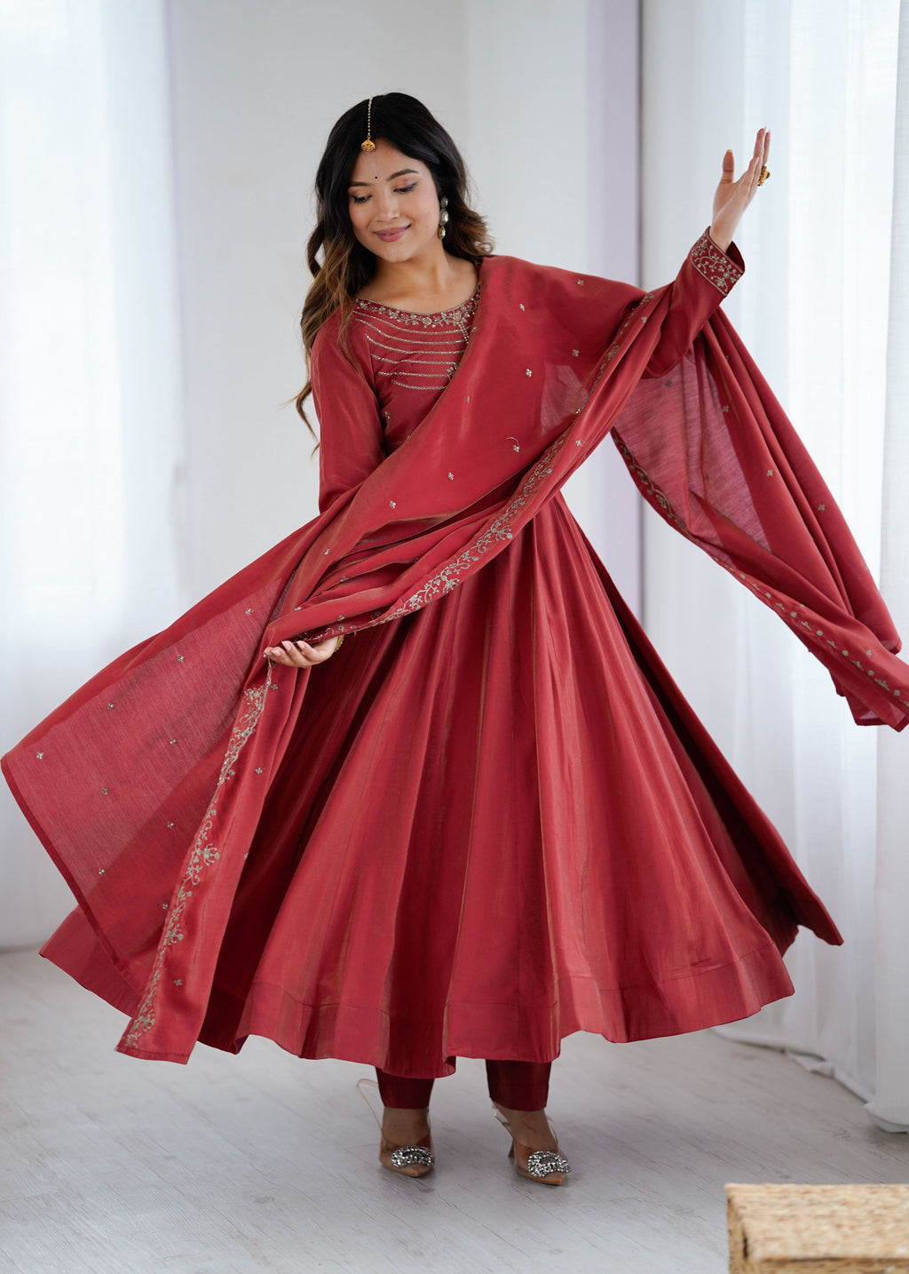 Lorenvalley Fashion Maroon Roman Shimmer Chanderi Silk Yoke Fancy Handwork Beads Work Anarkali Kurta Pant With Dupatta Set - Distacart