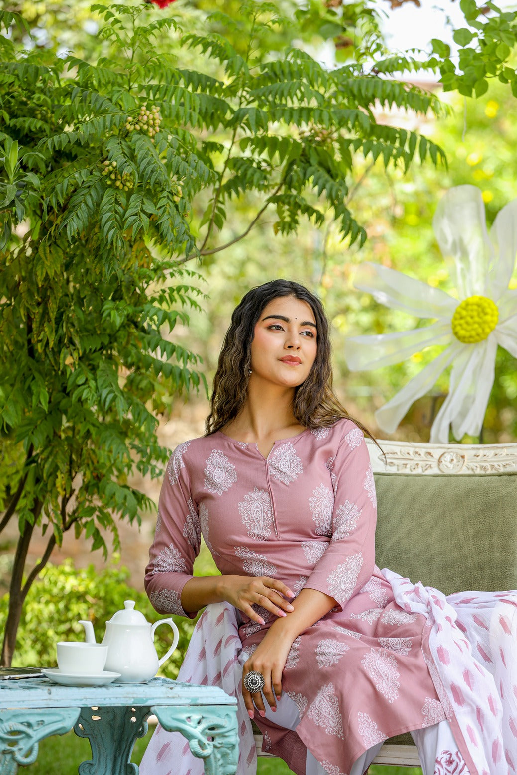 Yufta Mauve & Off White Printed Dupatta Set