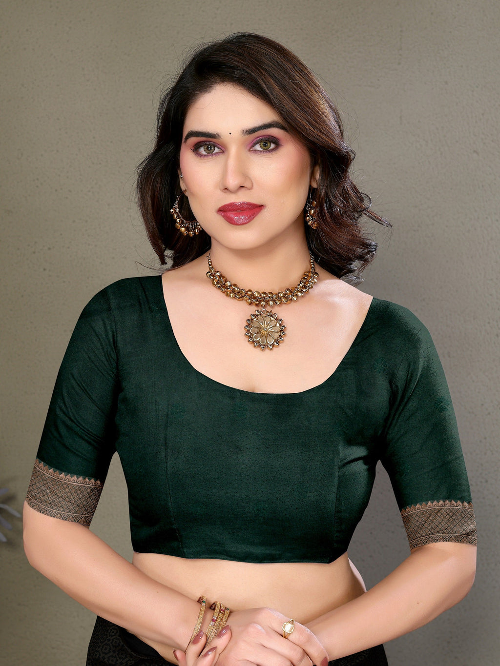 Vedant Vastram Litchi Silk Banarasi Silk Saree - Bottle Green - Distacart