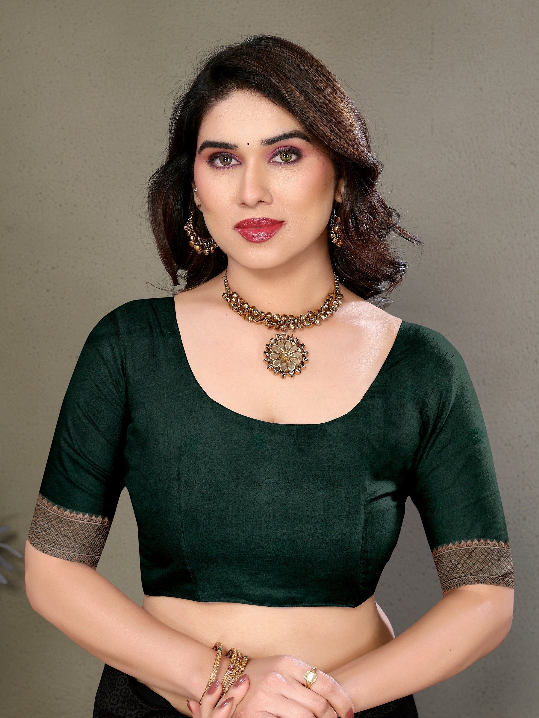 Vedant Vastram Litchi Silk Banarasi Silk Saree - Bottle Green - Distacart