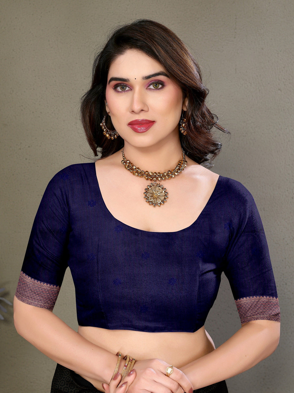 Vedant Vastram Litchi Silk Banarasi Silk Saree - Navy - Distacart