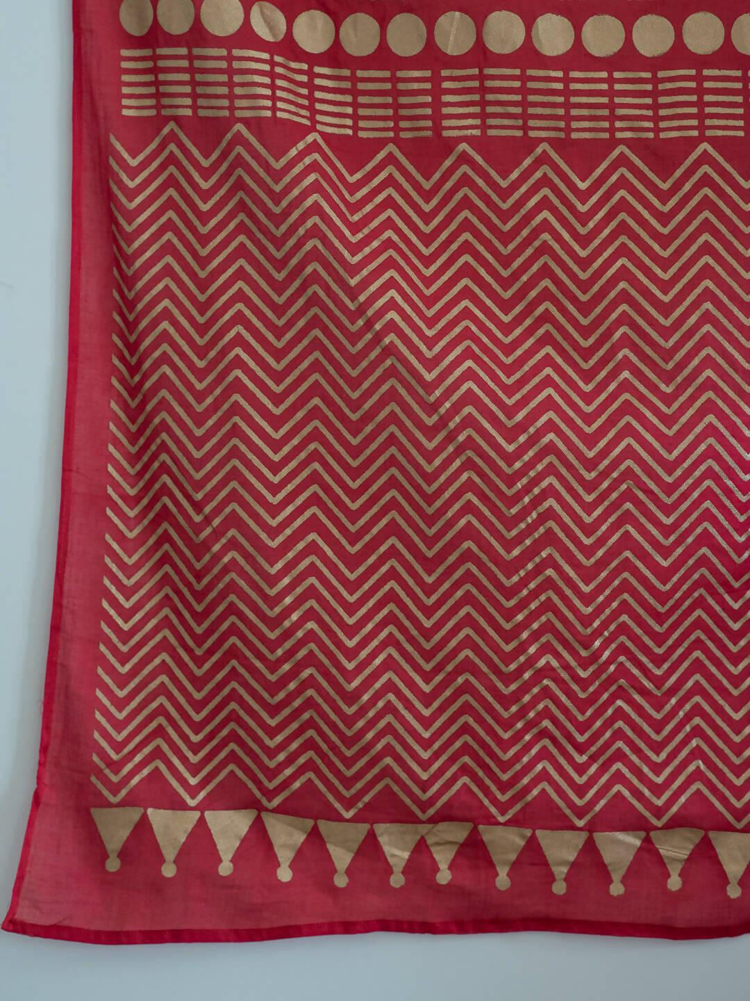 Suta Red Polka Dots Cotton Blend Saree - Distacart
