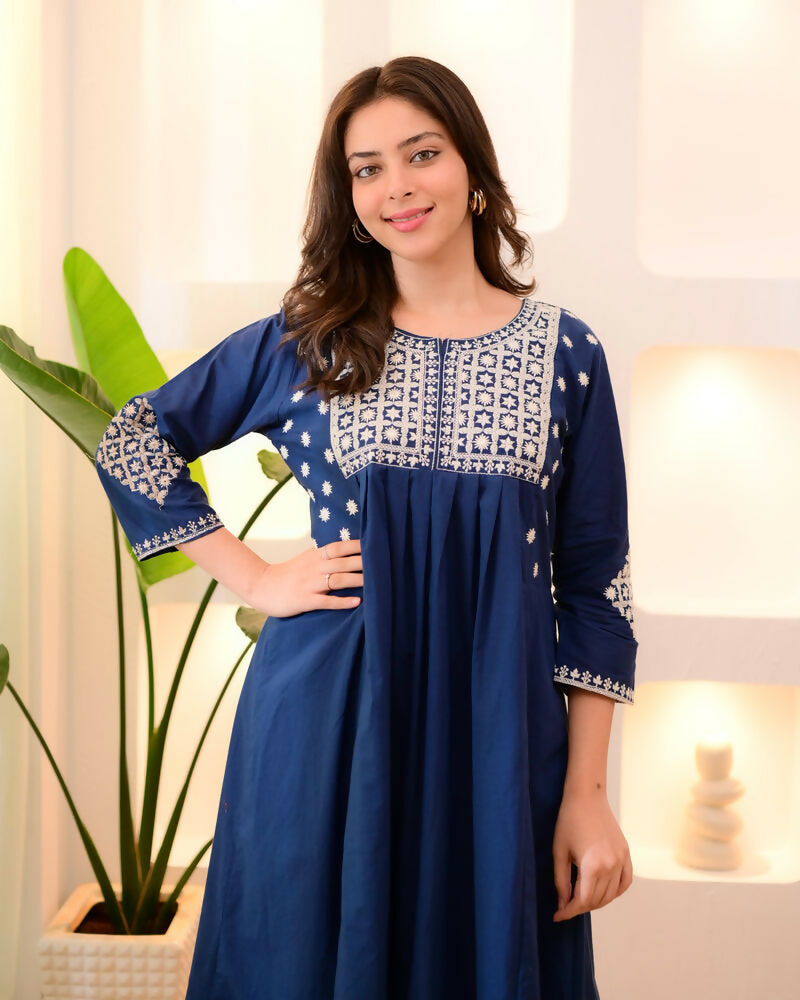 The52 Women's Beautiful Viscose Rayon Fabric Thread Work Flared Kurta Pant Set - Distacart