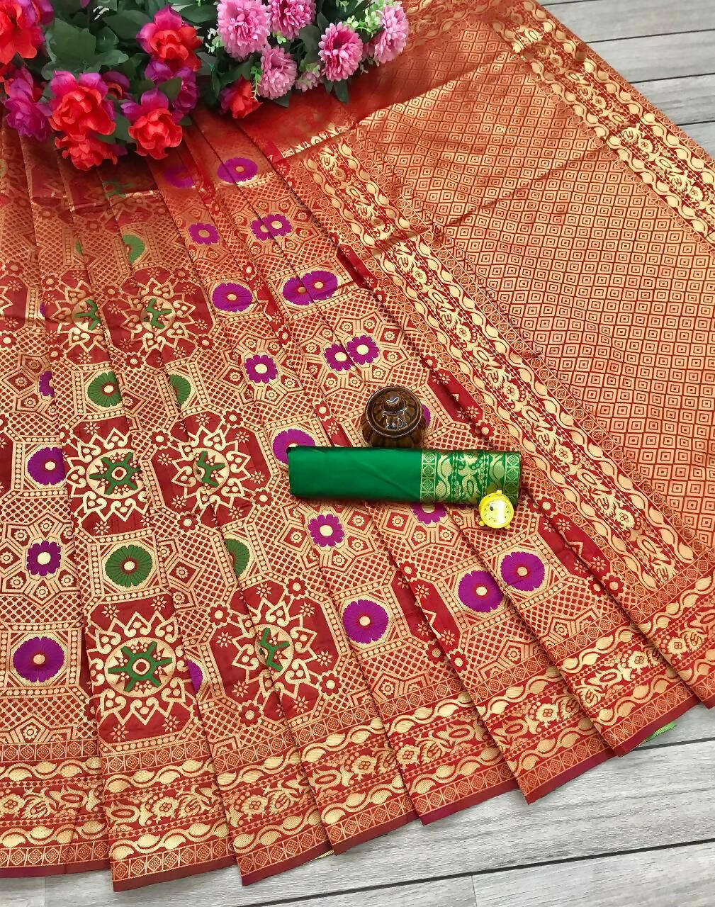 DEIANA'S Beautiful Designer Golden zari Soft Lichi Silk Saree - Red