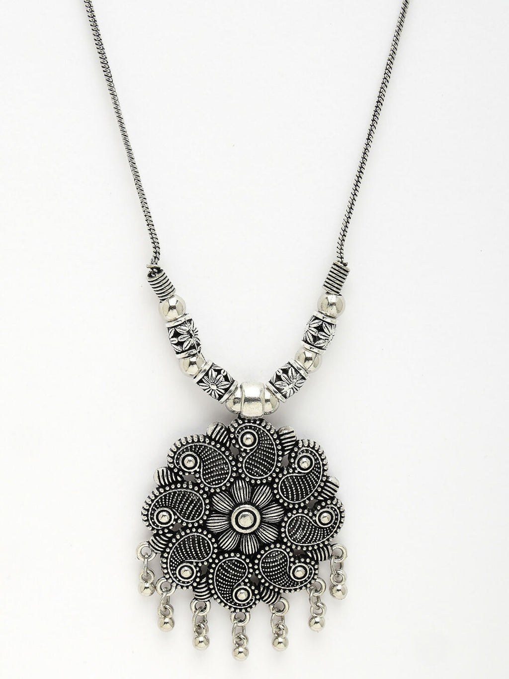NVR Women's Silver-Toned Floral Shape Pendant with Chain