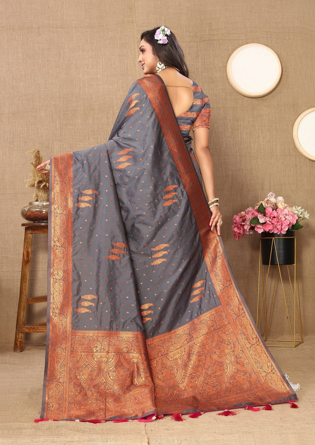 Vedant Vastram Grey Color Banarasi Silk Saree - Grey