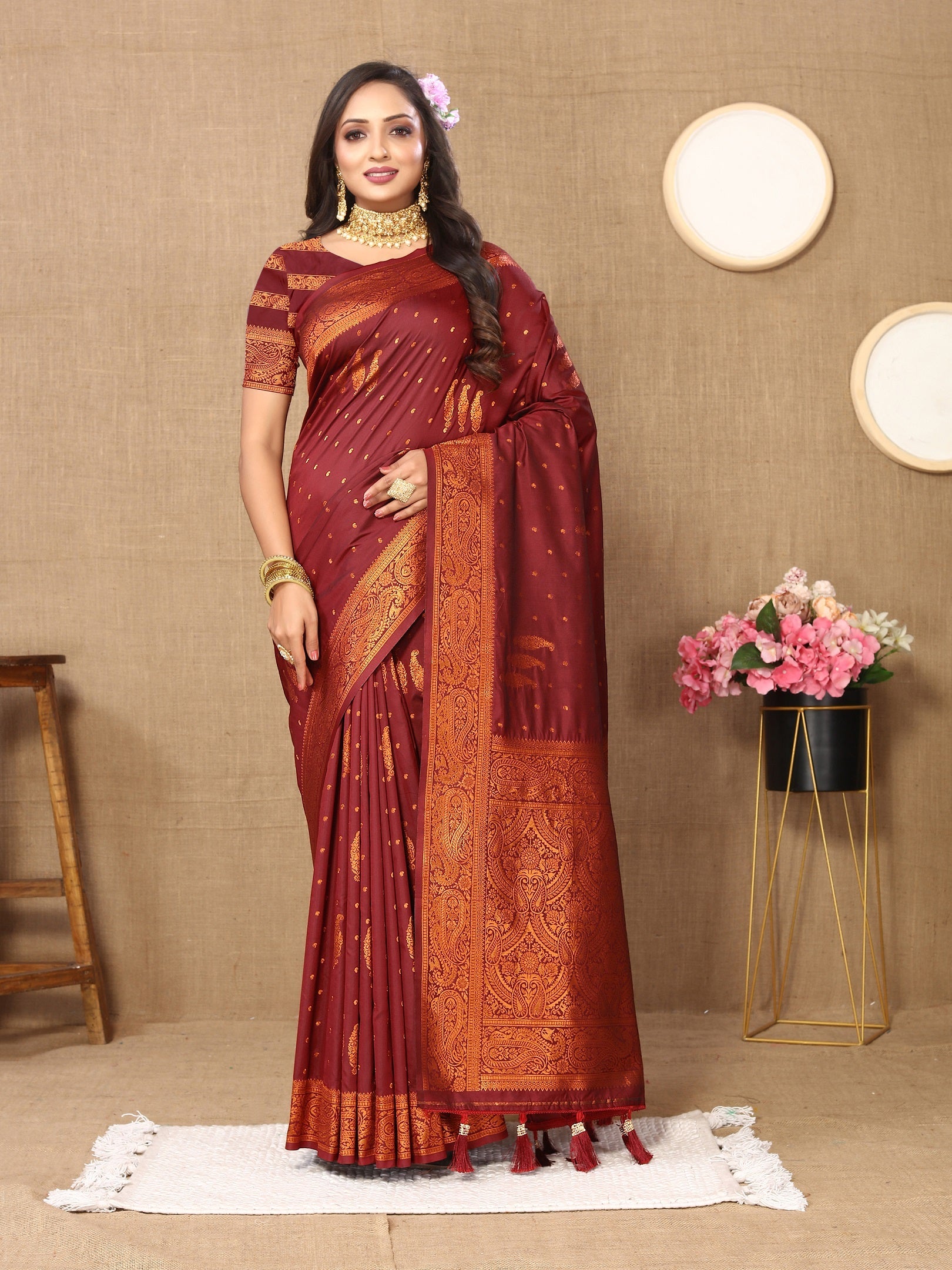 Vedant Vastram Maroon Color Banarasi Silk Saree - Maroon