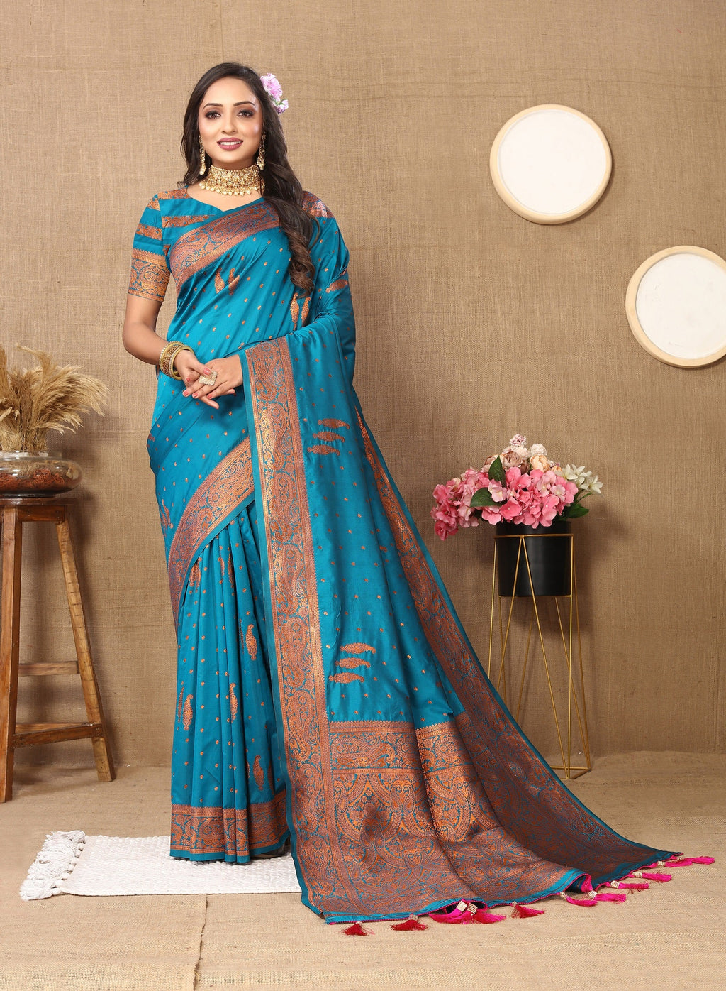 Vedant Vastram Rama Color Banarasi Silk Saree - Rama