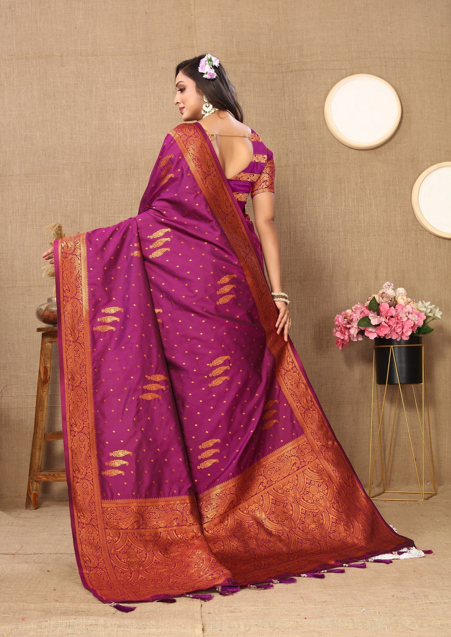 Vedant Vastram Wine Color Banarasi Silk Saree - Wine