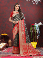 Vedant Vastram Bottle Green Color Kanjeevaram Patola Silk Saree - Bottle Green