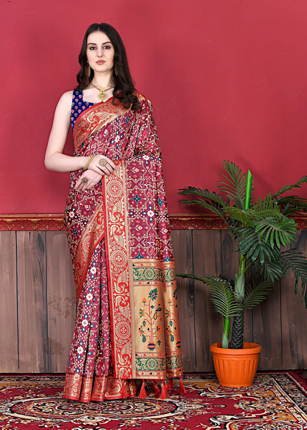 Vedant Vastram Maroon Color Kanjeevaram Silk Saree - Maroon