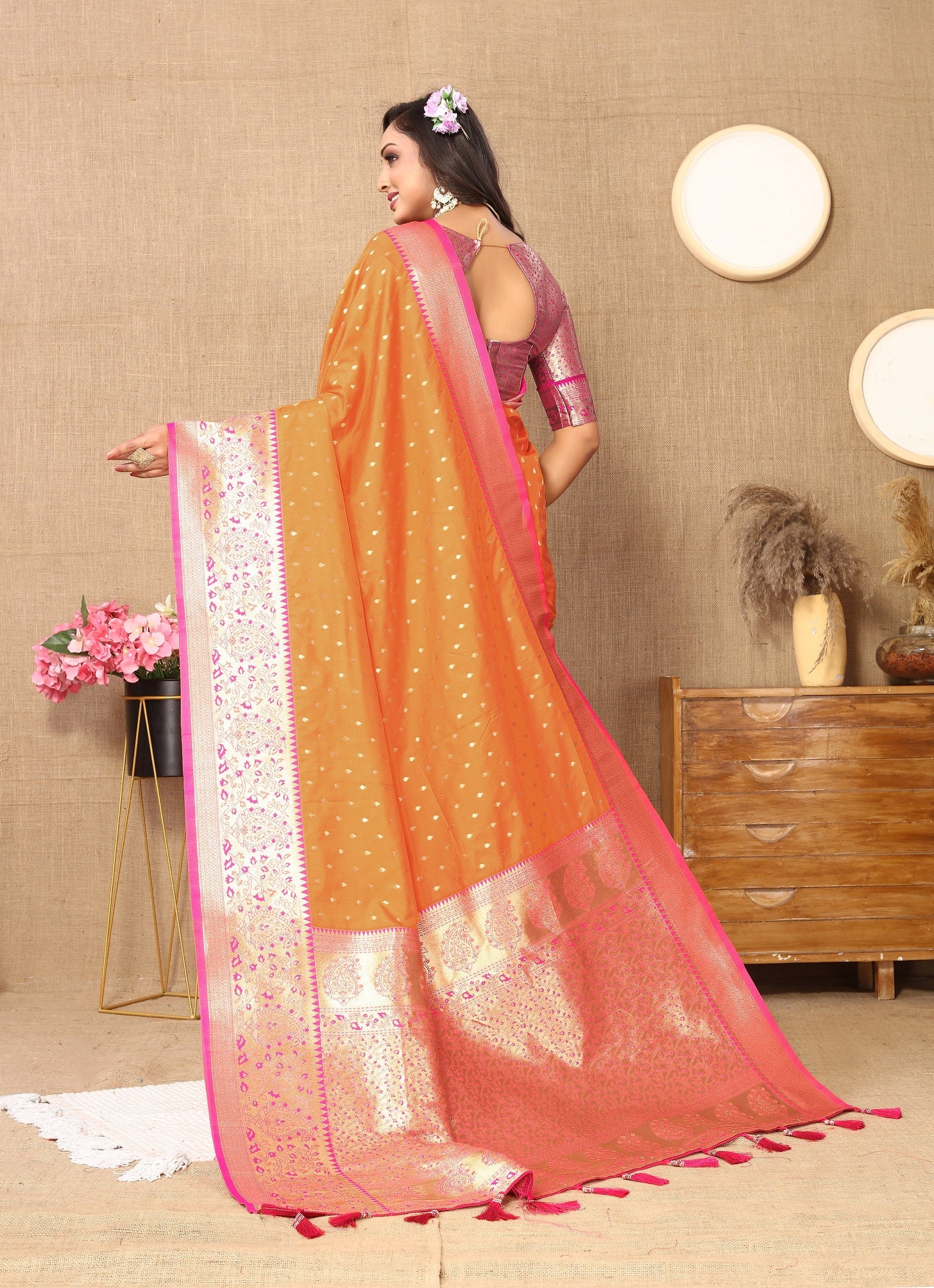 Vedant Vastram Orange Color Kanjeevaram Silk Saree - Orange - Distacart
