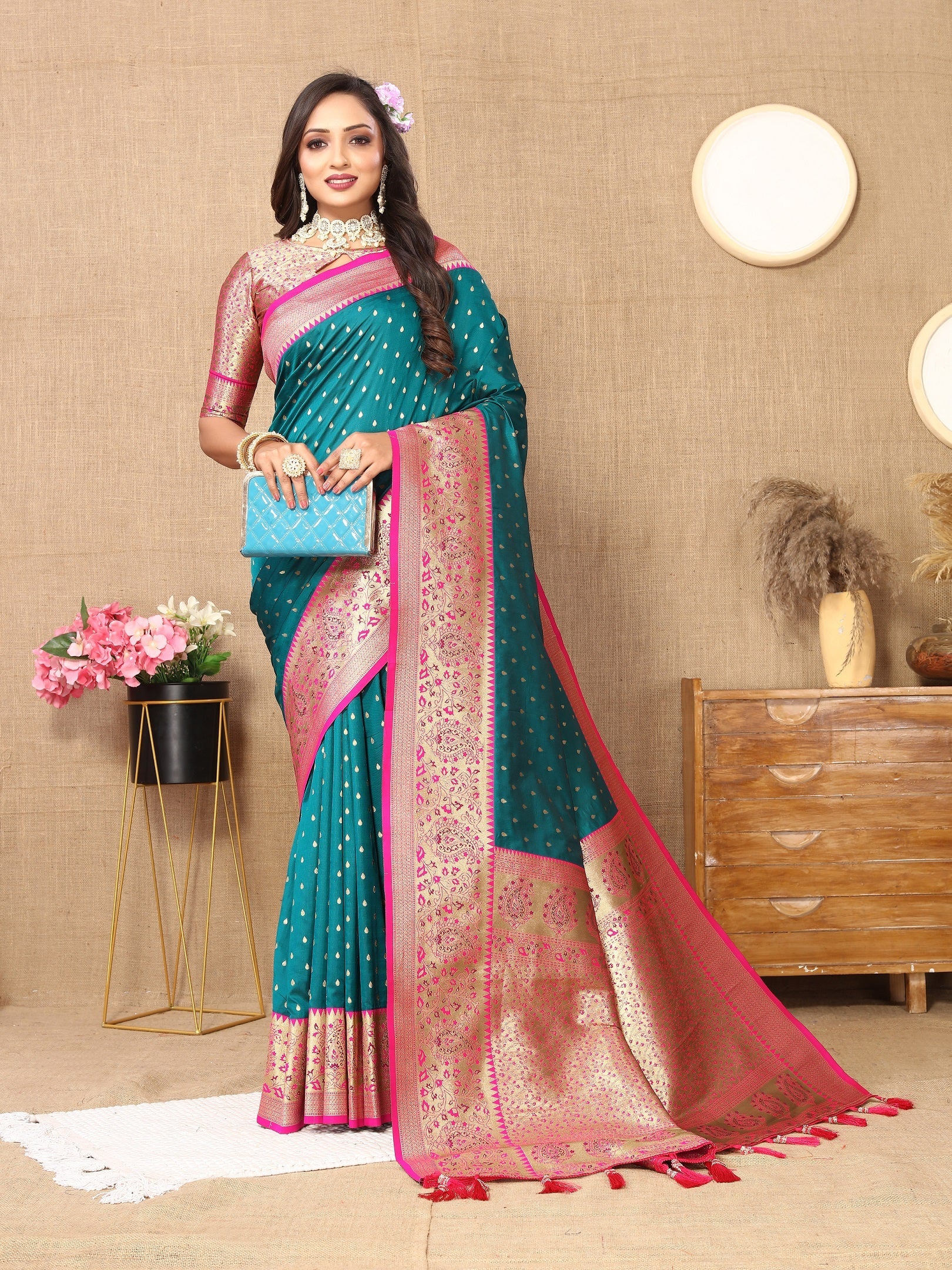Vedant Vastram Rama Color Kanjeevaram Silk Saree - Rama - Distacart