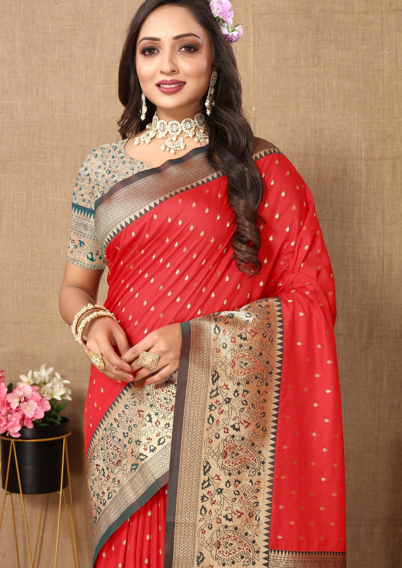 Vedant Vastram Red Color Kanjeevaram Silk Saree - Red - Distacart