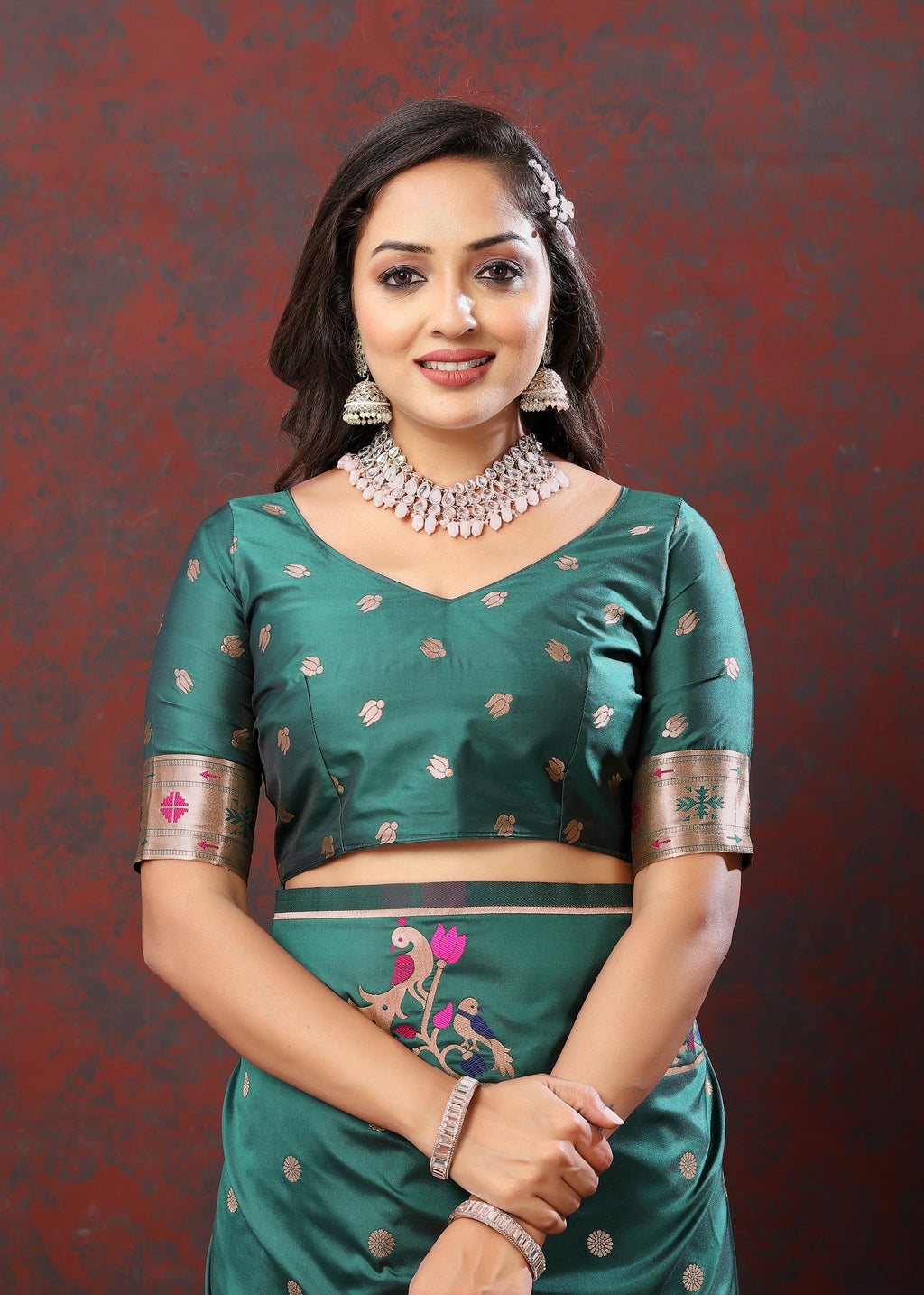 Vedant Vastram Red Green Color Paithani Silk Saree - Green