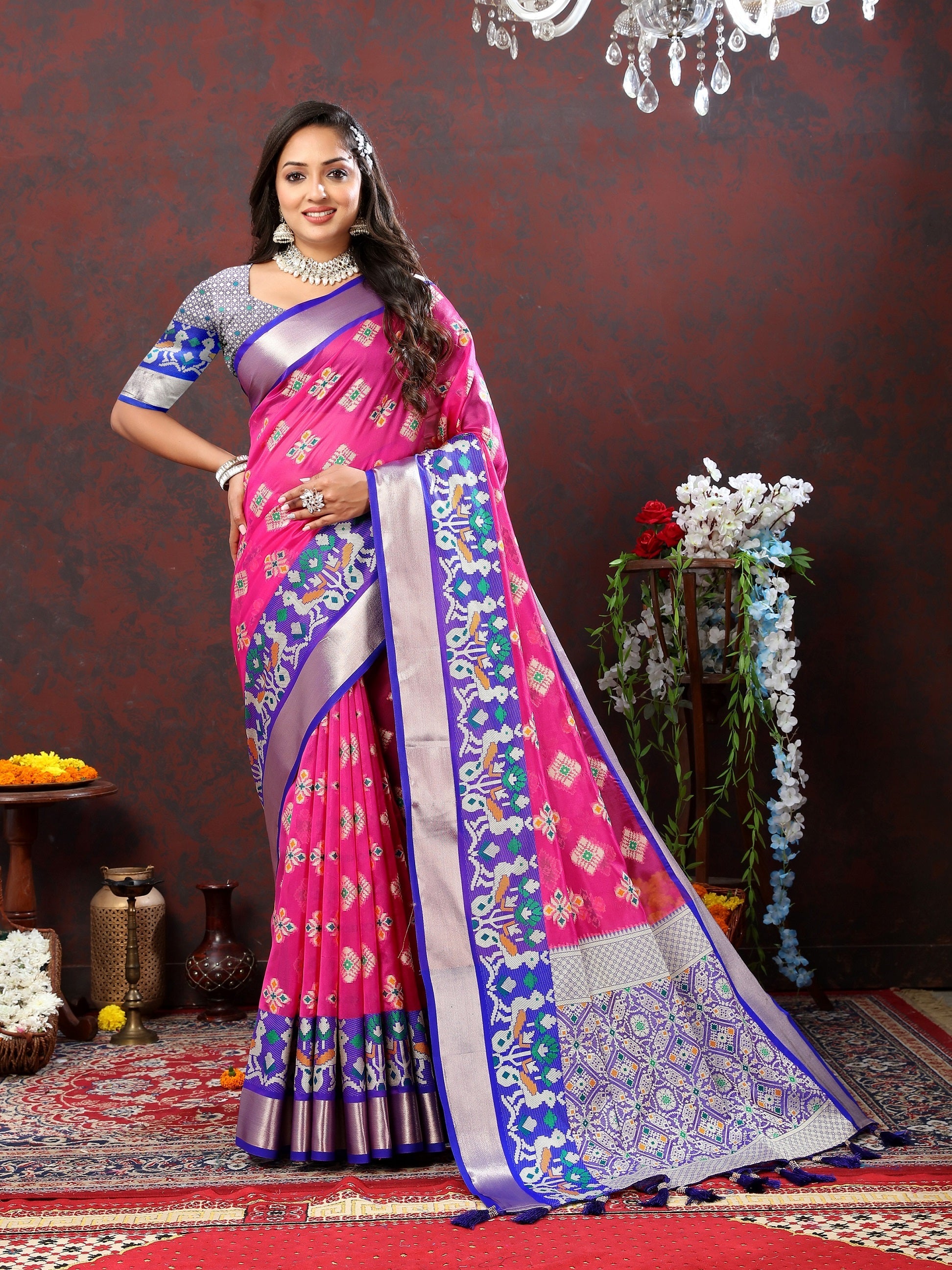 Vedant Vastram Rani Pink Color Kanjeevaram Patola Silk Saree - Rani Pink