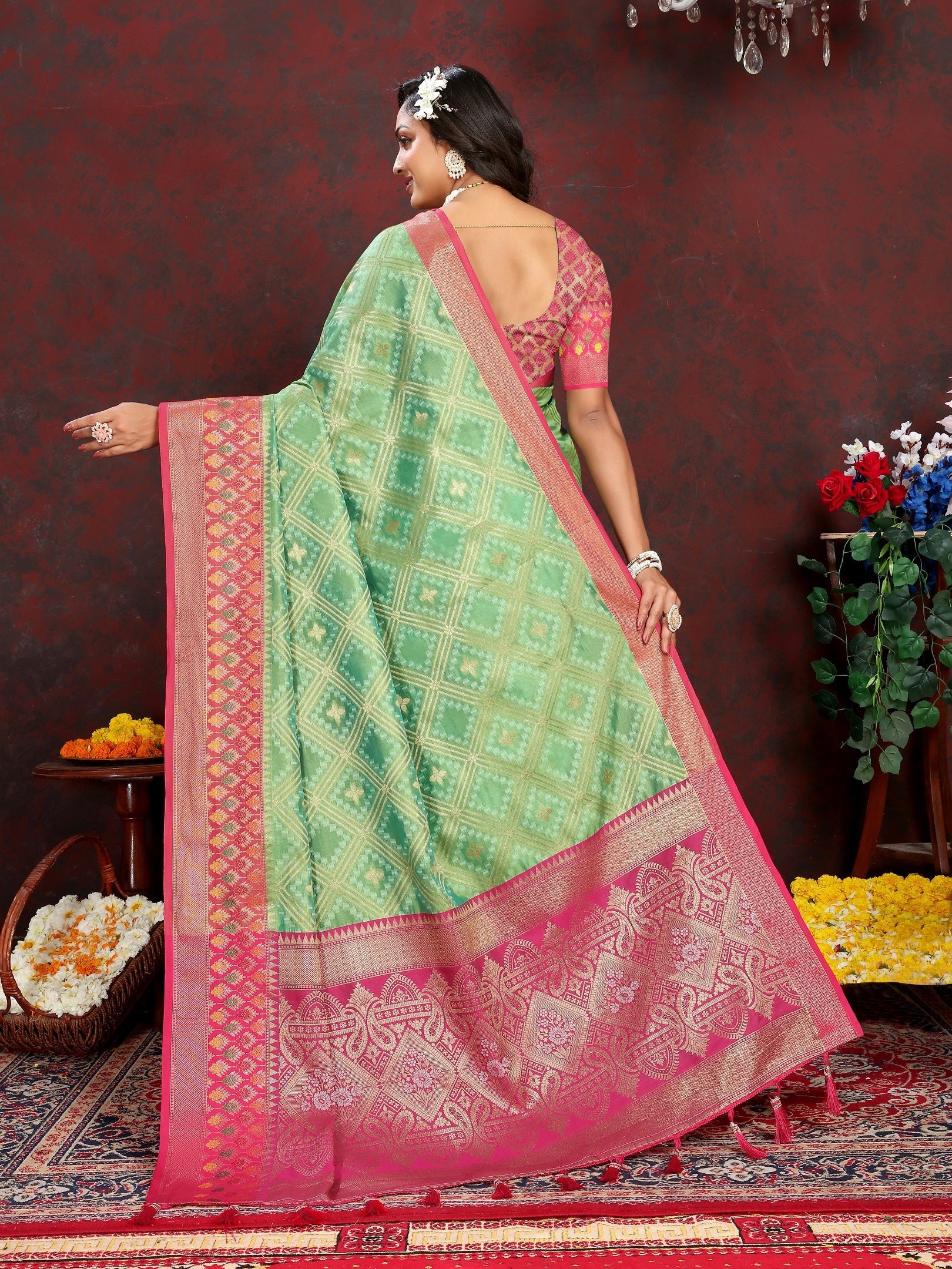 Vedant Vastram Parrot Color Kanjeevaram Organza Silk Saree - Parrot