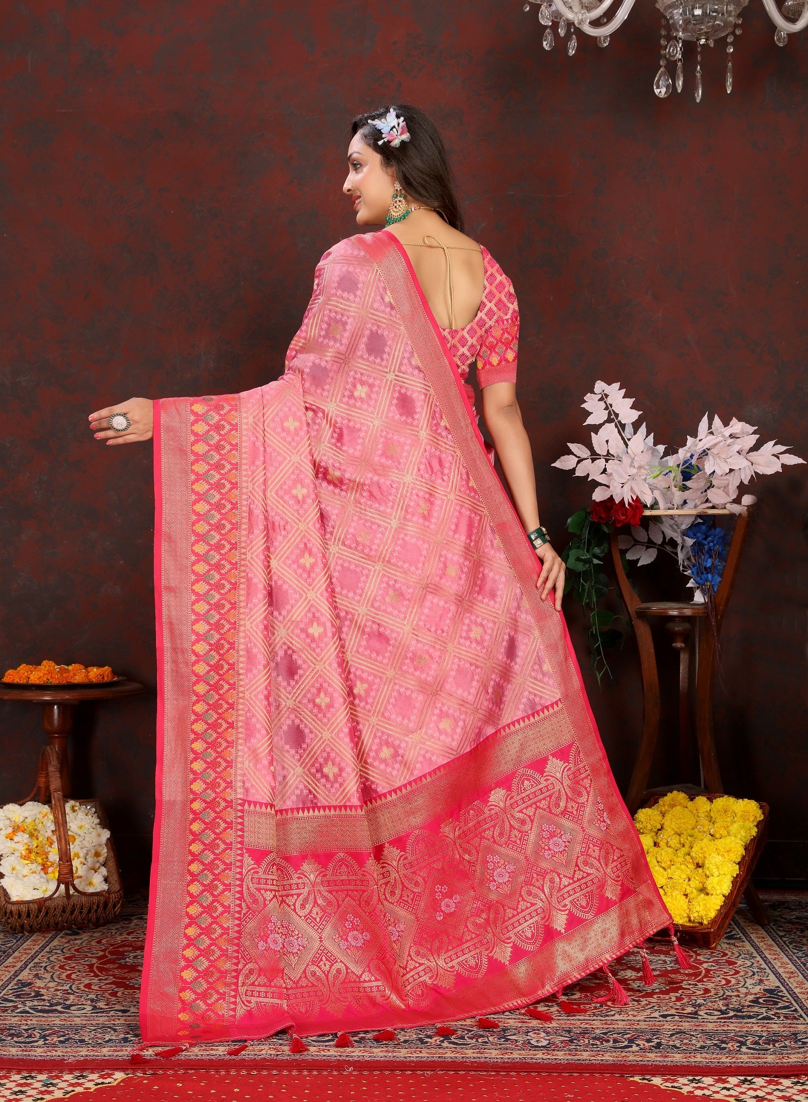 Vedant Vastram Pink Color Kanjeevaram Organza Silk Saree - Pink