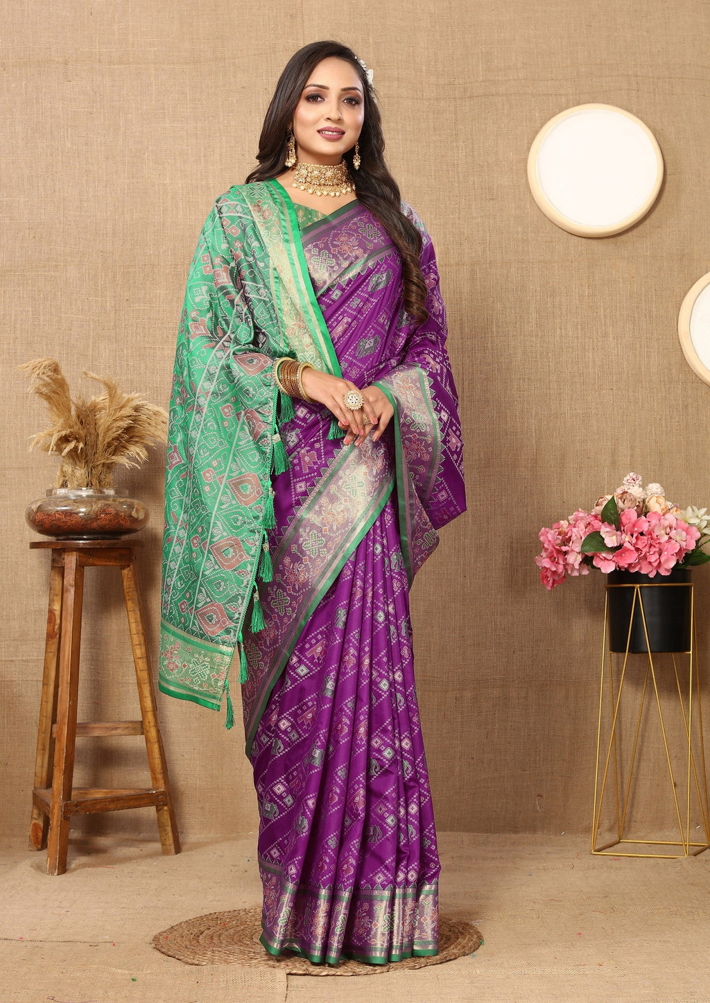 Vedant Vastram Purple Color Kanjeevaram Patola Silk Saree - Purple