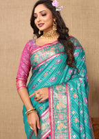 Vedant Vastram Rama Color Kanjeevaram Patola Silk Saree - Rama
