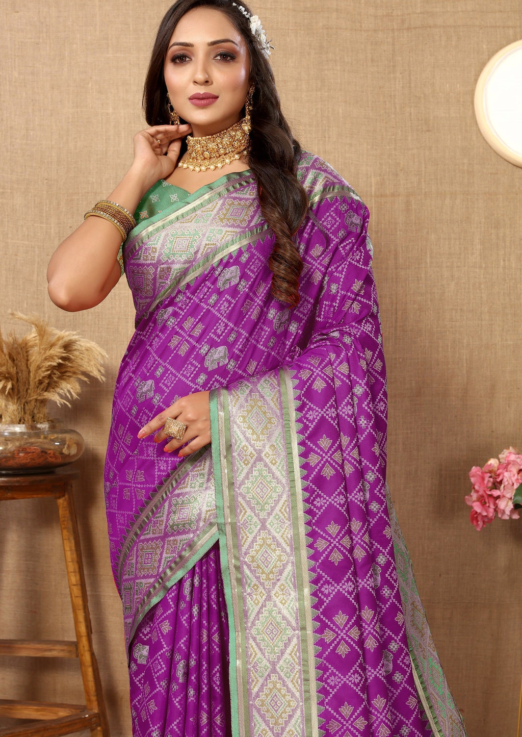Vedant Vastram Purple Color Kanjeevaram Patola Silk Saree - Purple