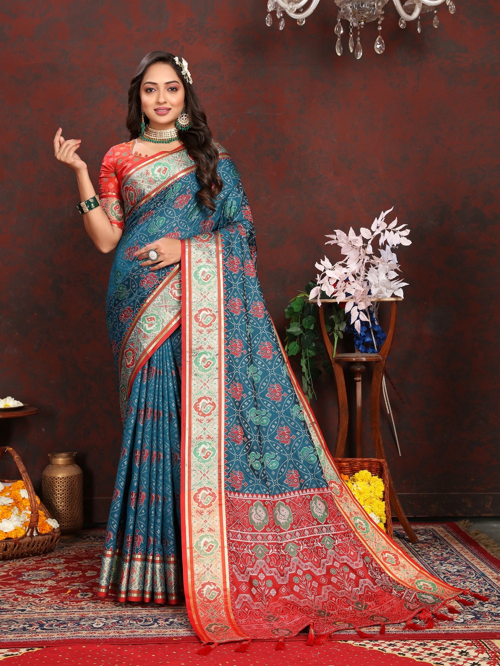 Vedant Vastram Navy Blue Color Kanjeevaram Patola Silk Saree - Navy Blue