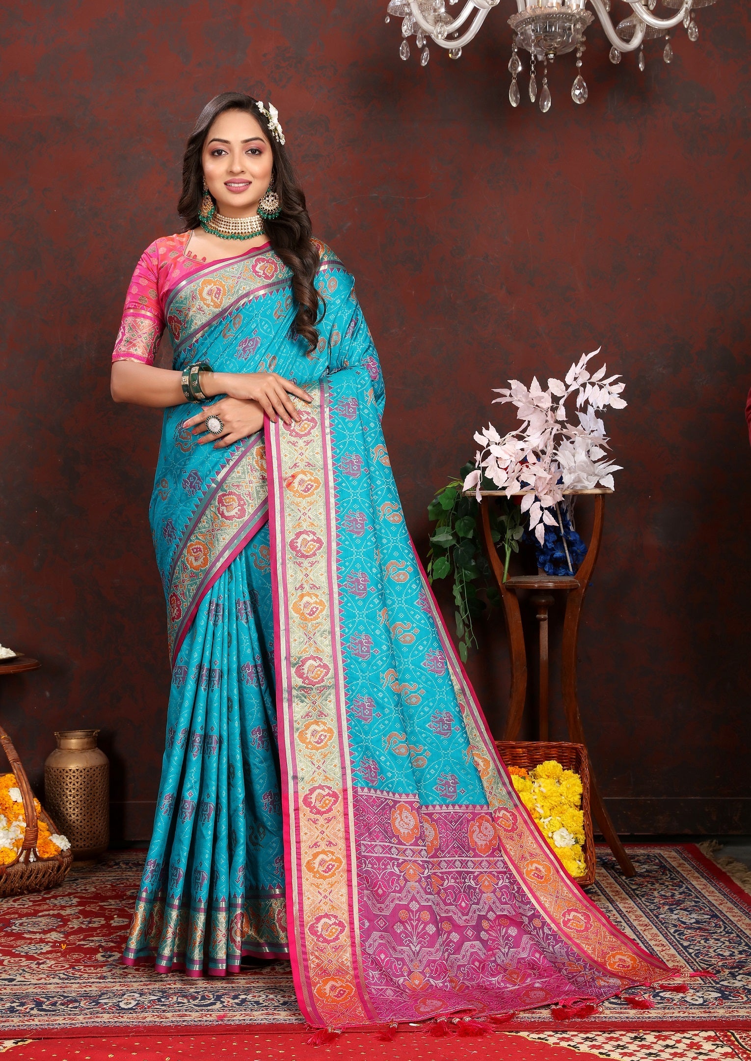 Vedant Vastram Rama Color Kanjeevaram Patola Silk Saree - Rama