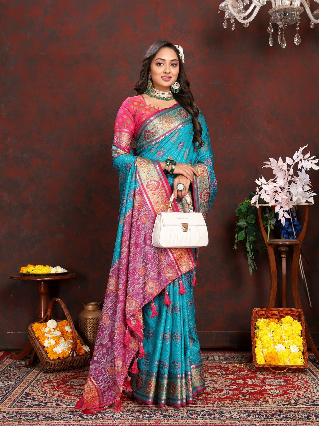 Vedant Vastram Rama Color Kanjeevaram Patola Silk Saree - Rama