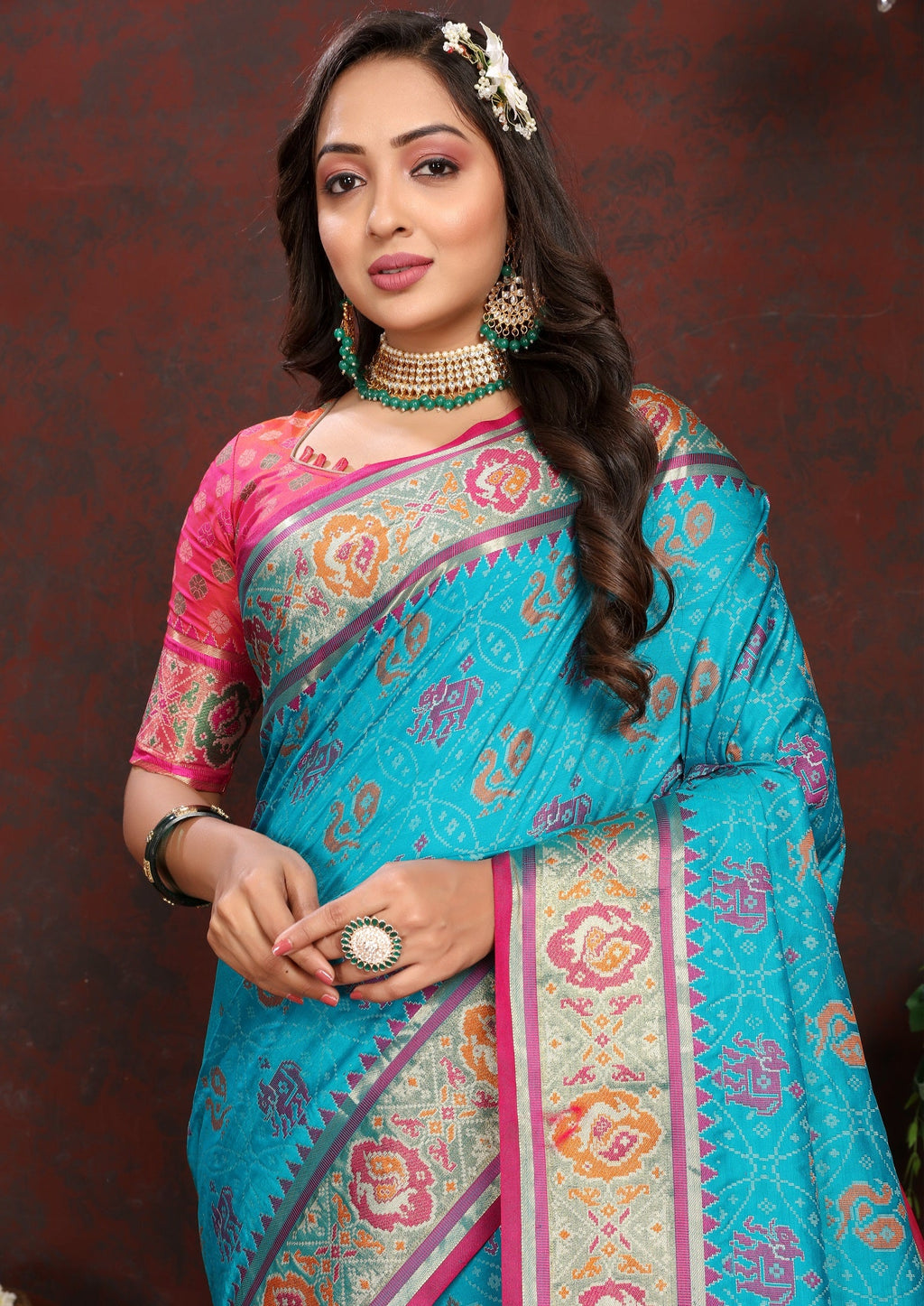Vedant Vastram Rama Color Kanjeevaram Patola Silk Saree - Rama