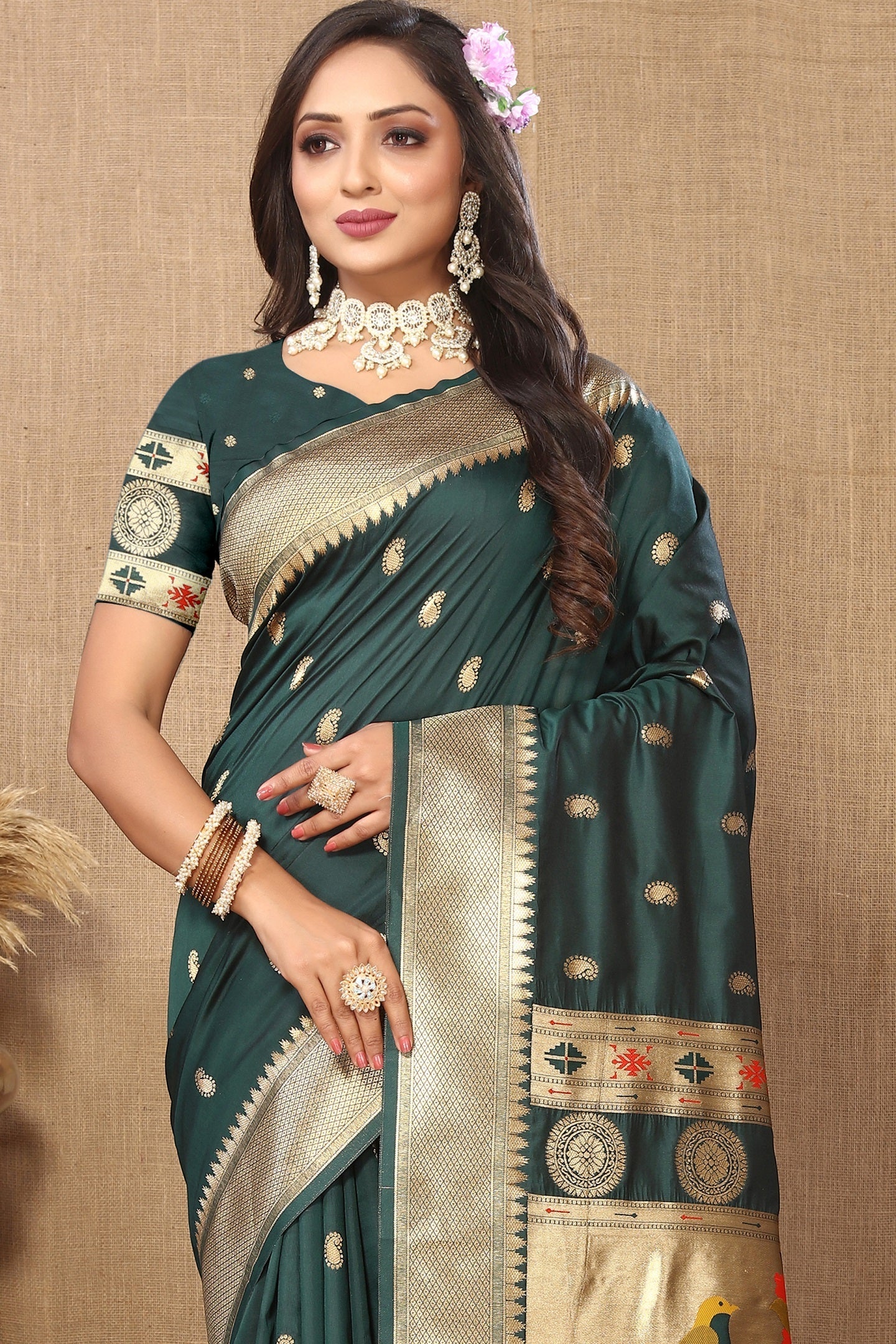 Vedant Vastram Bottle Green Color Paithani Silk Saree - Bottle Green - Distacart