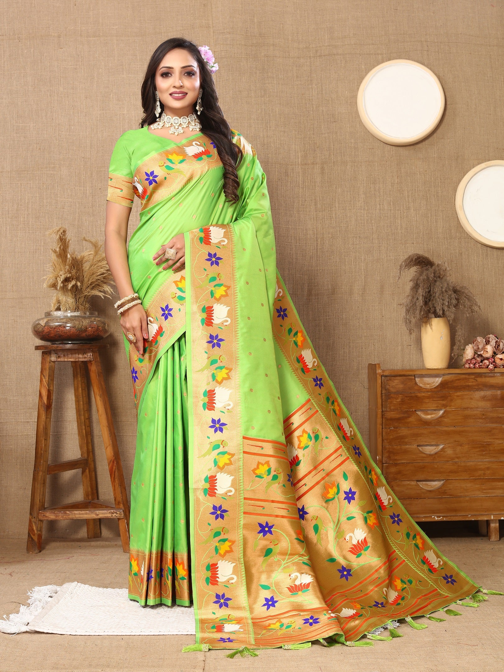 Vedant Vastram Parrot Color Paithani Silk Saree - Parrot - Distacart