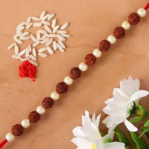 Rudraksha Elite Rakhi & Cadbury Silk Chocolates - Distacart