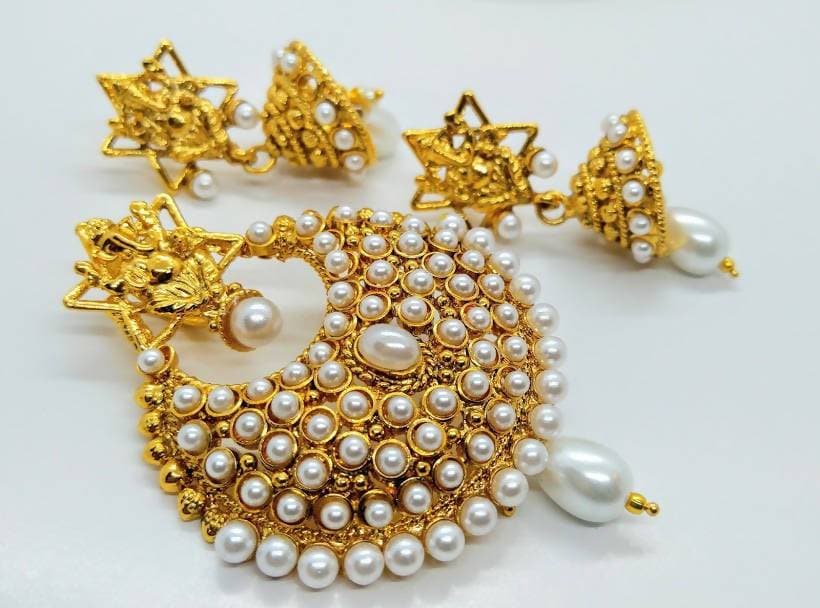 White Kemp Ganesha Pendant set