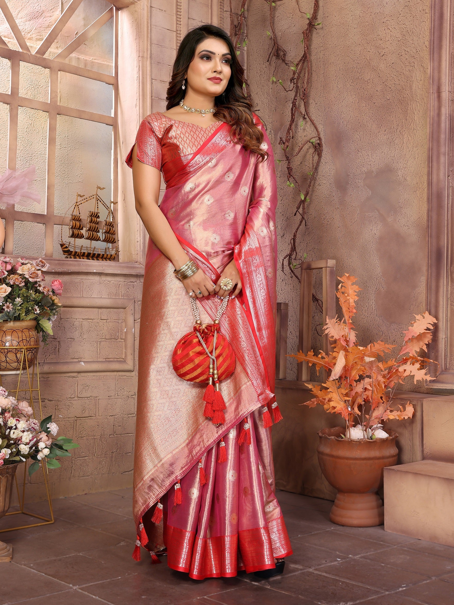 Vedant Vastram Tissue Silk Kanjeevaram Silk Saree - Pink