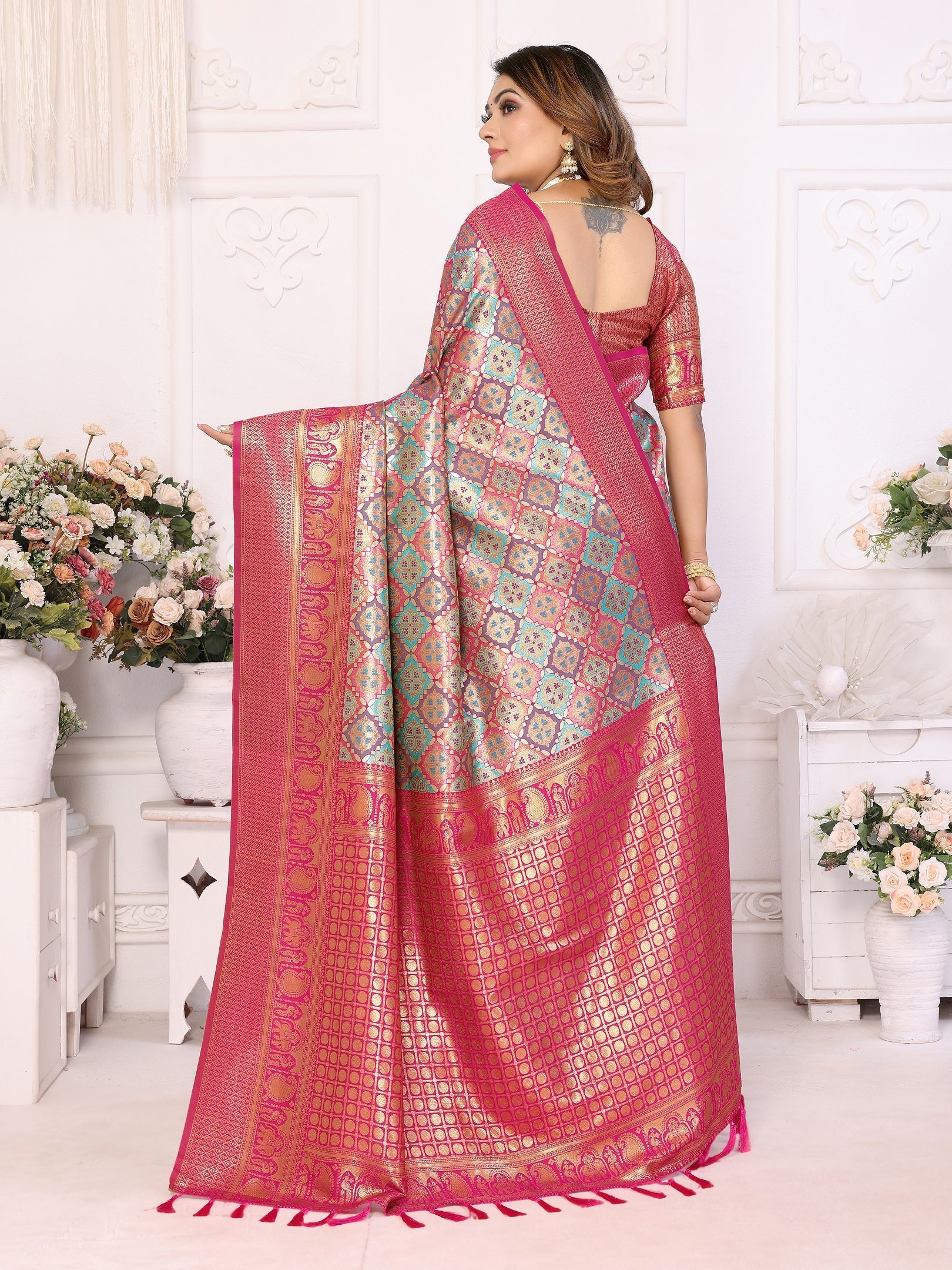 Vedant Vastram Soft Litchi Silk Kanjeevaram Silk Saree - Rama