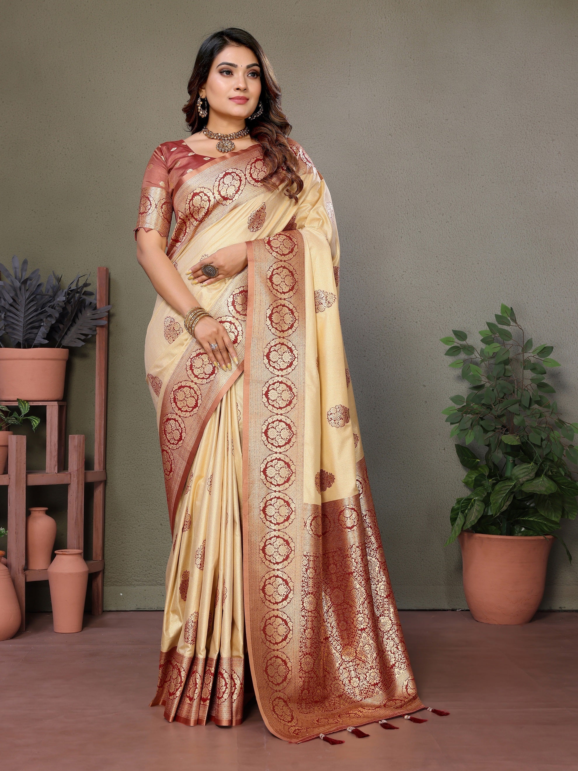 Vedant Vastram Viscose Silk Kanjeevaram Silk Saree - Maroon