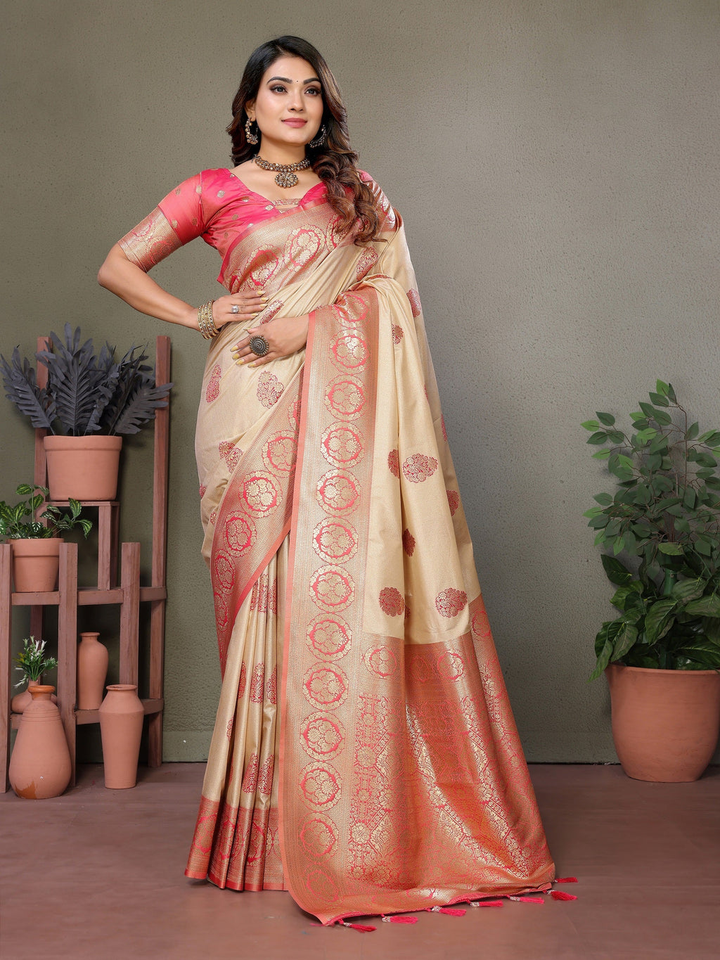 Vedant Vastram Viscose Silk Kanjeevaram Silk Saree - Peach - Distacart